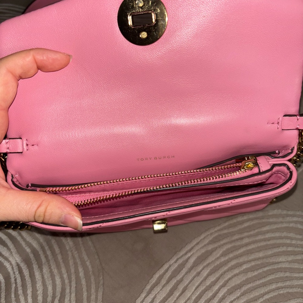 Tory Burch Pink Kira Chevron Crossbody Bag - Picture 5 of 11